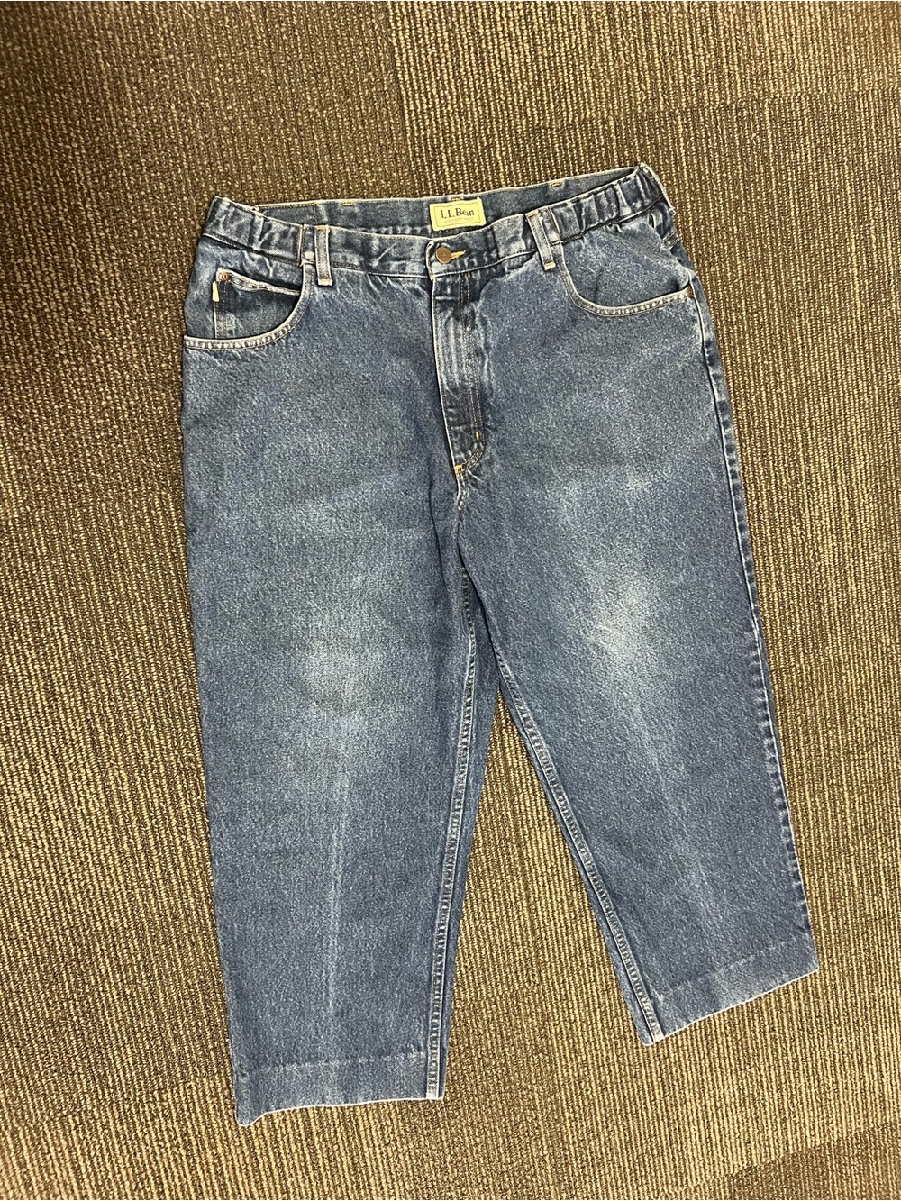 L.L. Bean Relaxed Straight Dark Blue Men's Jeans - Picture 3 of 5